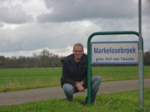 herschaalde kopie van frank bij bord